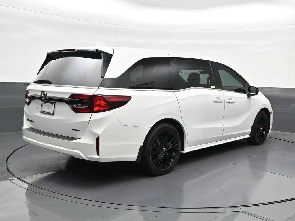 2026 Honda Odyssey Sport-L photo 5