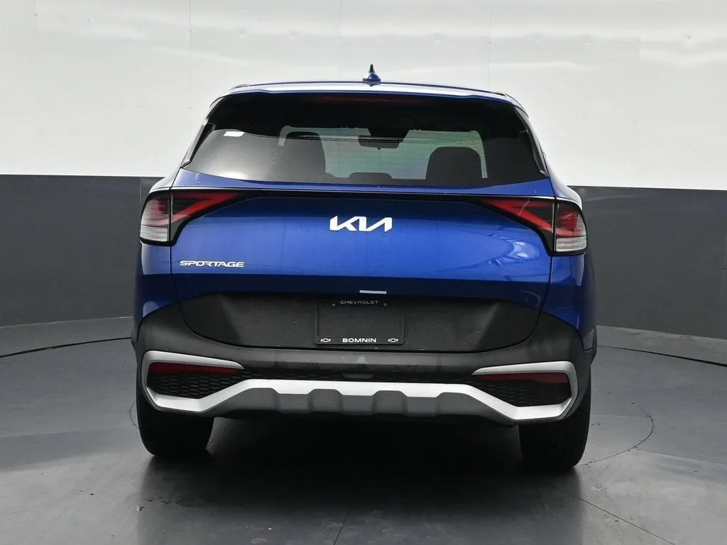 2024 Kia Sportage EX photo 4