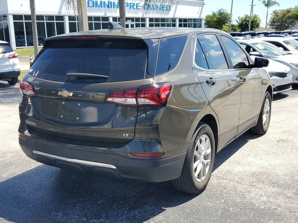 2023 Chevrolet Equinox LT photo 7