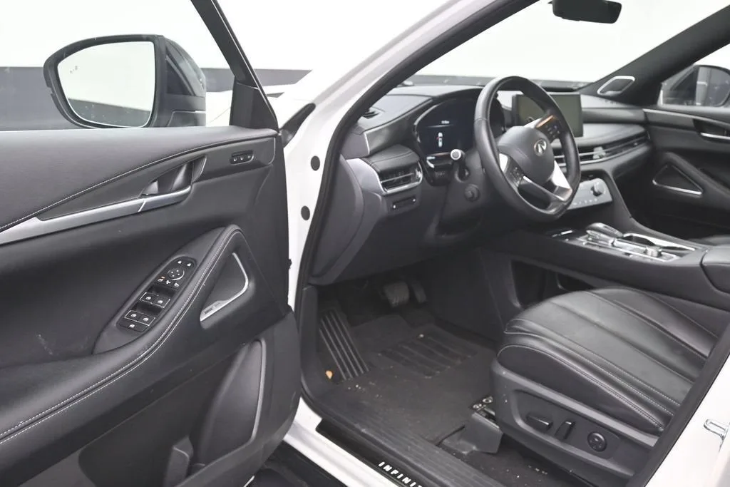 2025 INFINITI QX60 LUXE photo 11