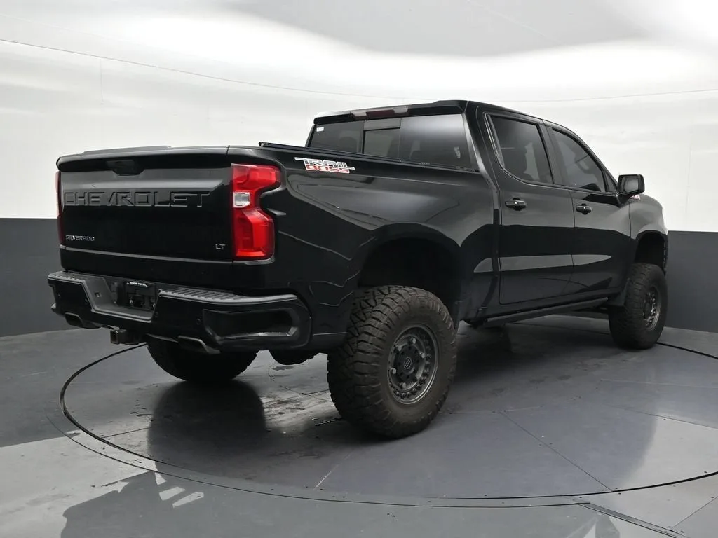 2019 Chevrolet Silverado 1500 LT Trail Boss photo 5