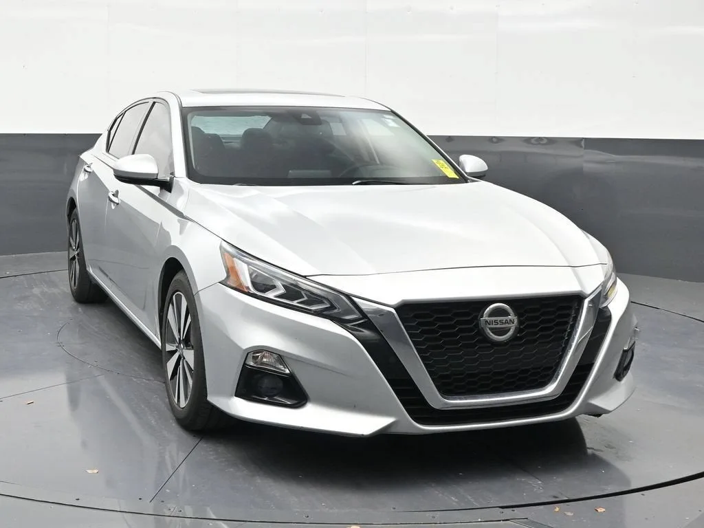 2019 Nissan Altima 2.5 SV photo 7