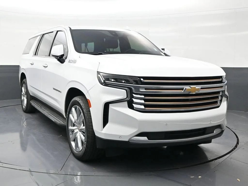 2022 Chevrolet Suburban High Country photo 7
