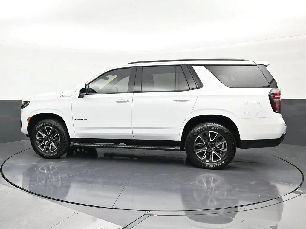 2024 Chevrolet Tahoe Z71 photo 2