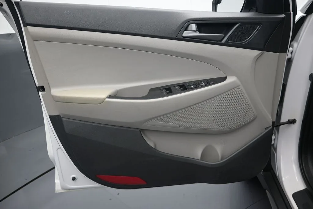 2018 Hyundai Tucson SEL photo 12