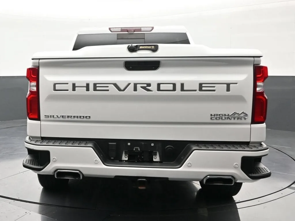2021 Chevrolet Silverado 1500 High Country photo 4