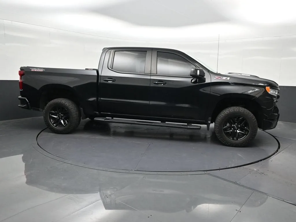 2023 Chevrolet Silverado 1500 LT Trail Boss photo 7