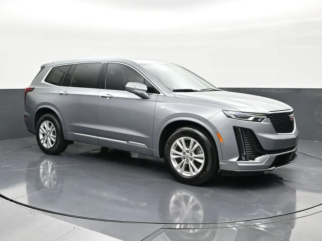 2023 Cadillac XT6 Luxury photo 7