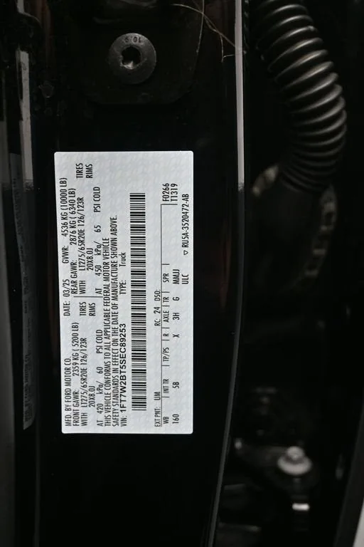 2025 Ford F-250 LARIAT photo 11