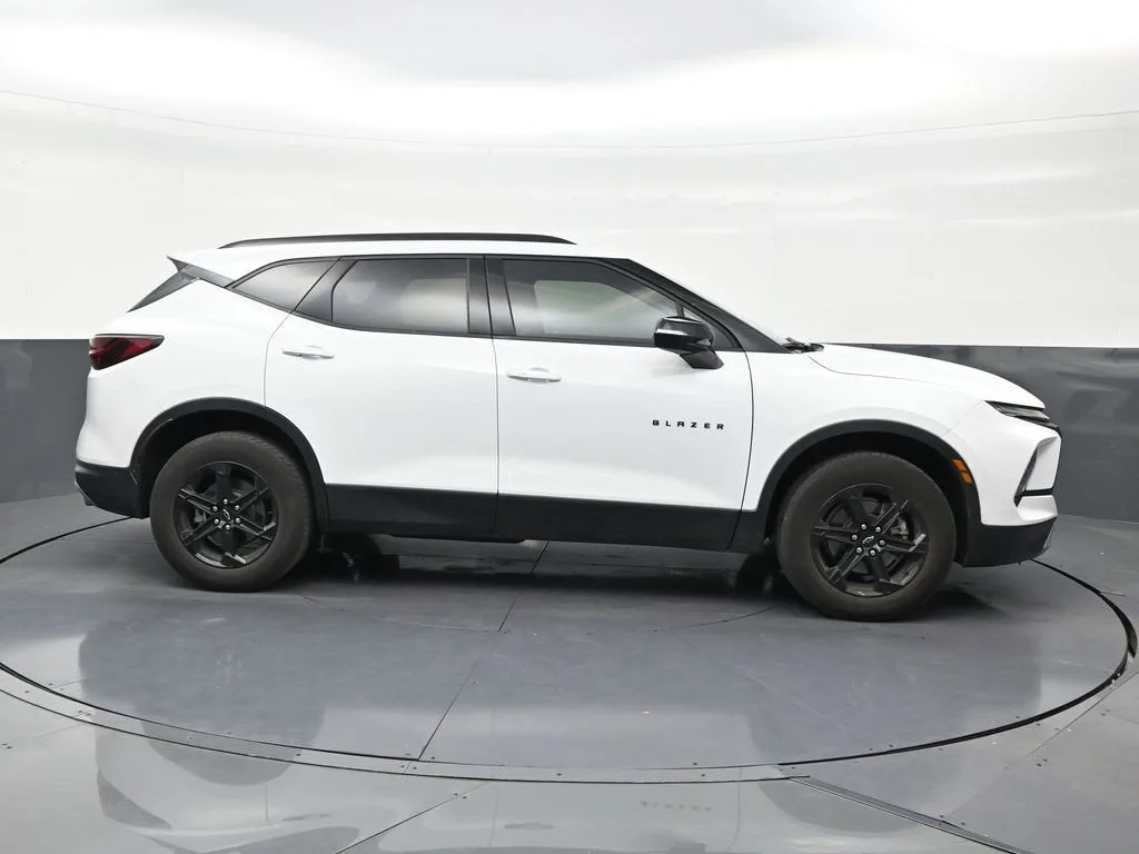 2024 Chevrolet Blazer 3LT photo 6