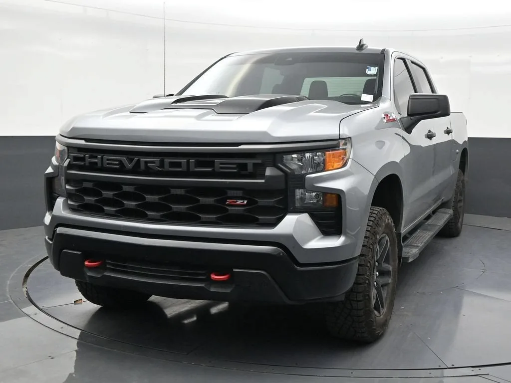 2024 Chevrolet Silverado 1500 Custom Trail Boss photo 8