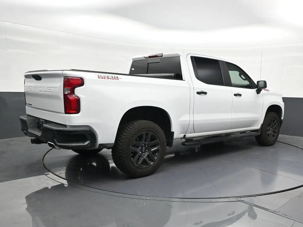 2021 Chevrolet Silverado 1500 LT Trail Boss photo 5