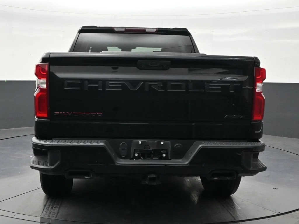 2023 Chevrolet Silverado 1500 RST photo 4
