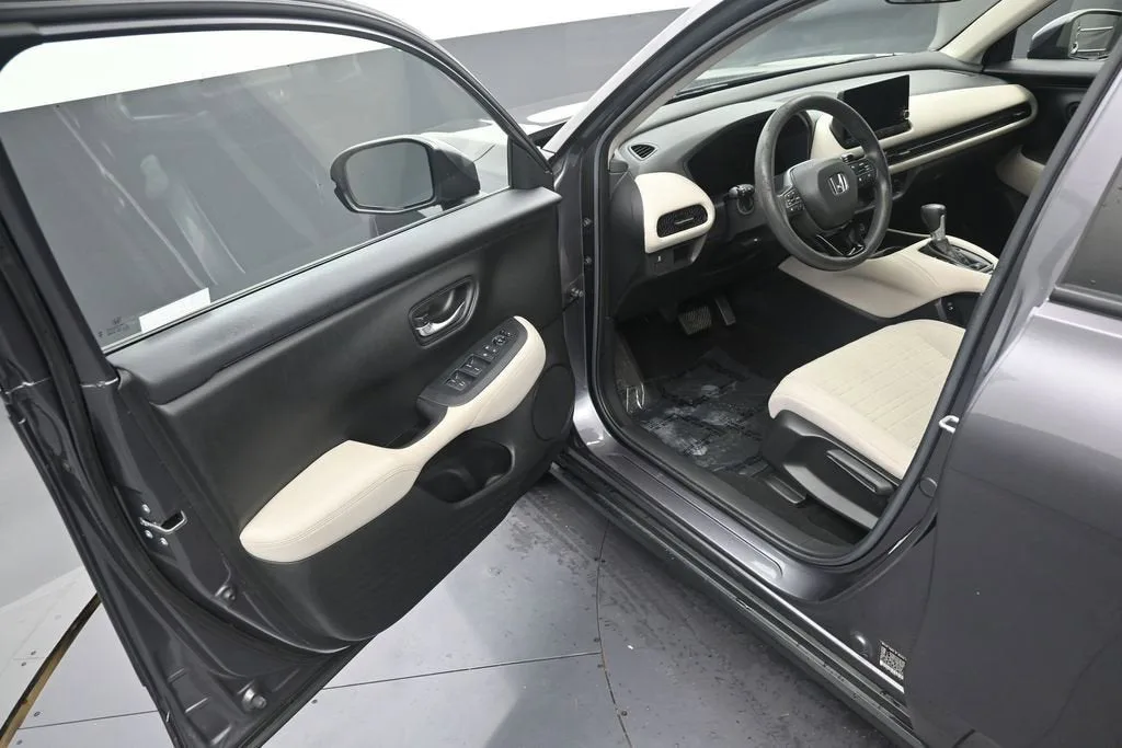 2024 Honda HR-V 2WD LX photo 10