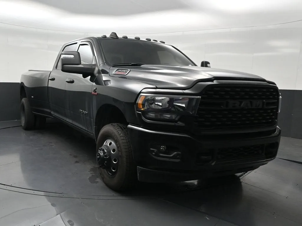 2024 RAM 3500 Big Horn Crew Cab 4x4 8' Box photo 8
