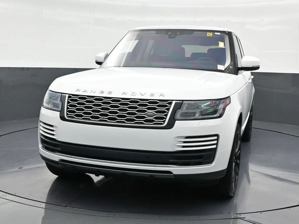 2020 Land Rover Range Rover HSE photo 8