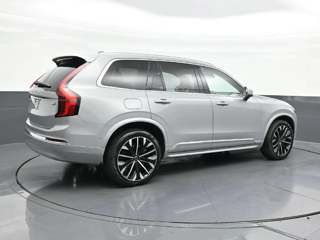 2026 Volvo XC90 Ultra photo 6