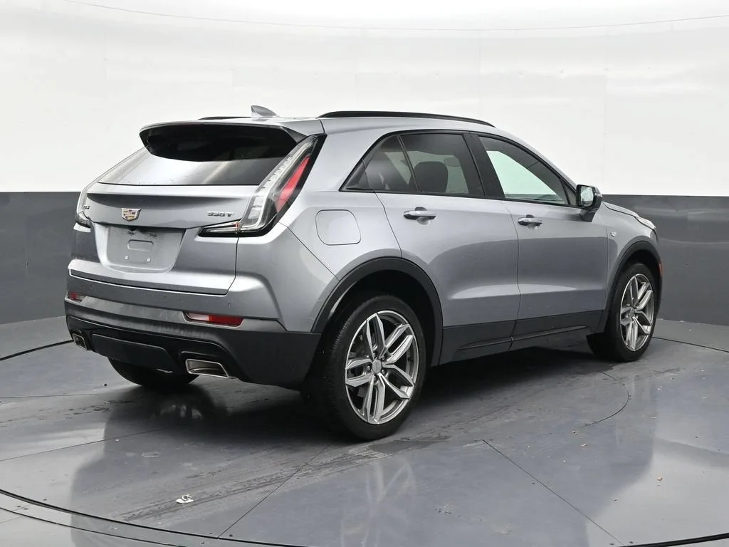 2023 Cadillac XT4 Sport photo 5