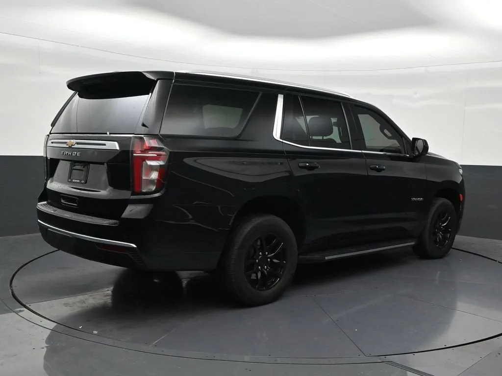2021 Chevrolet Tahoe LS photo 5