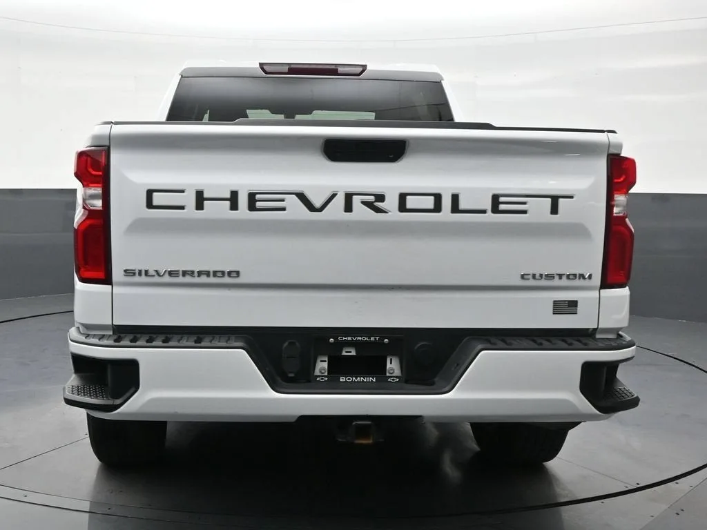 2021 Chevrolet Silverado 1500 Custom photo 4