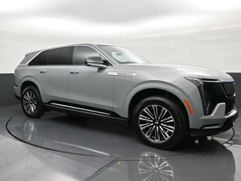 2026 Cadillac ESCALADE IQ Luxury photo 7