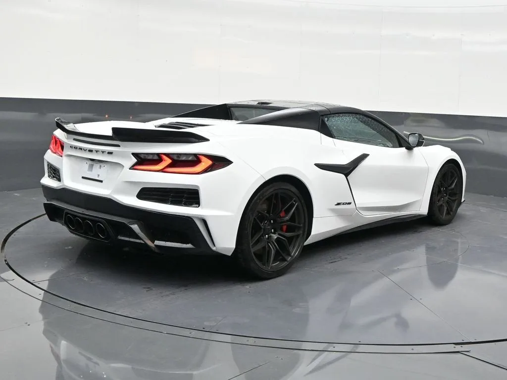 2026 Chevrolet Corvette Z06 1LZ photo 5