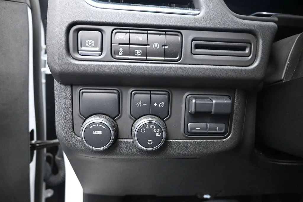2024 Chevrolet Tahoe LT photo 12