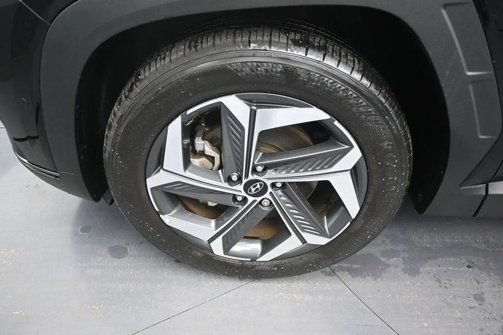 2024 Hyundai Tucson Limited photo 9