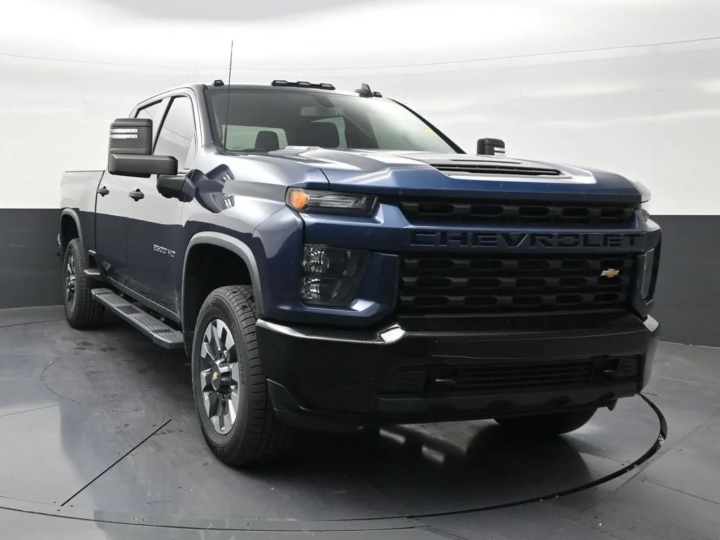 2021 Chevrolet Silverado 2500 HD Custom photo 7