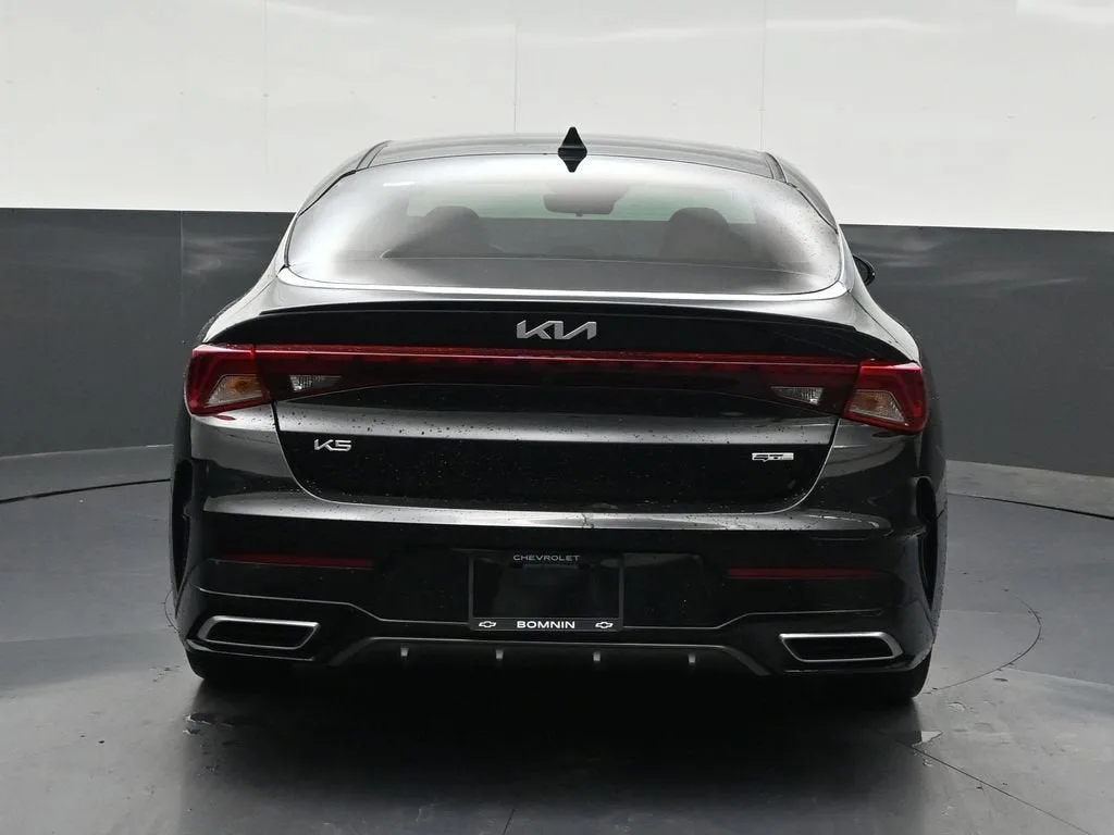 2023 Kia K5 GT-Line photo 4
