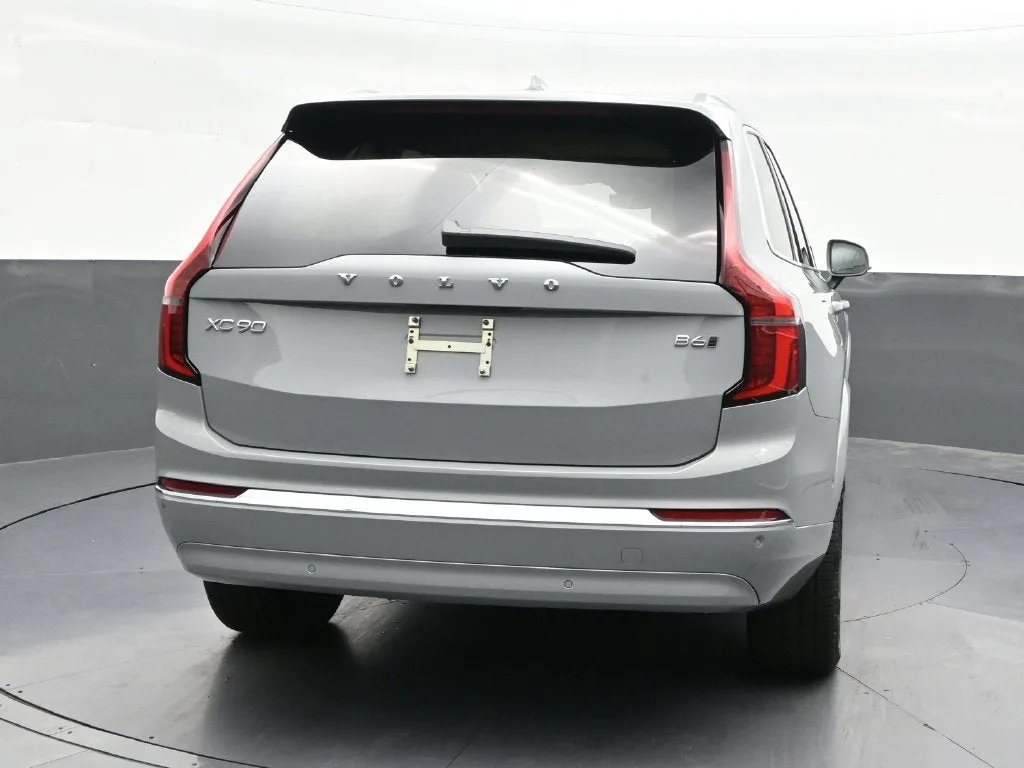 2026 Volvo XC90 Ultra photo 5