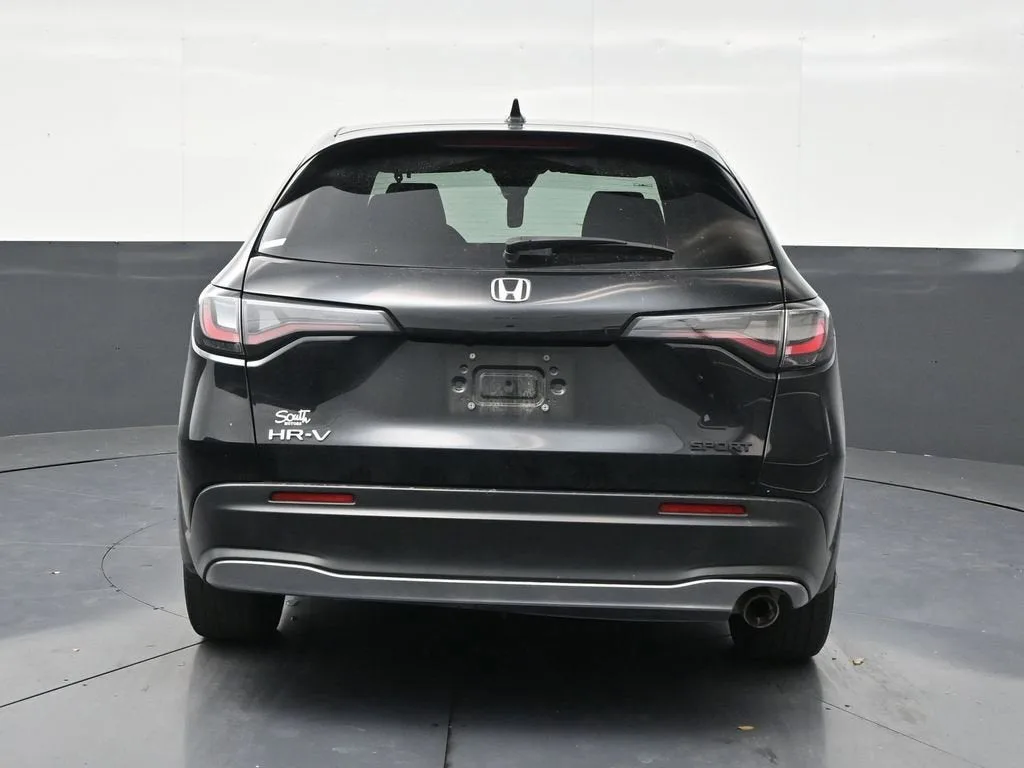 2024 Honda HR-V 2WD Sport photo 4