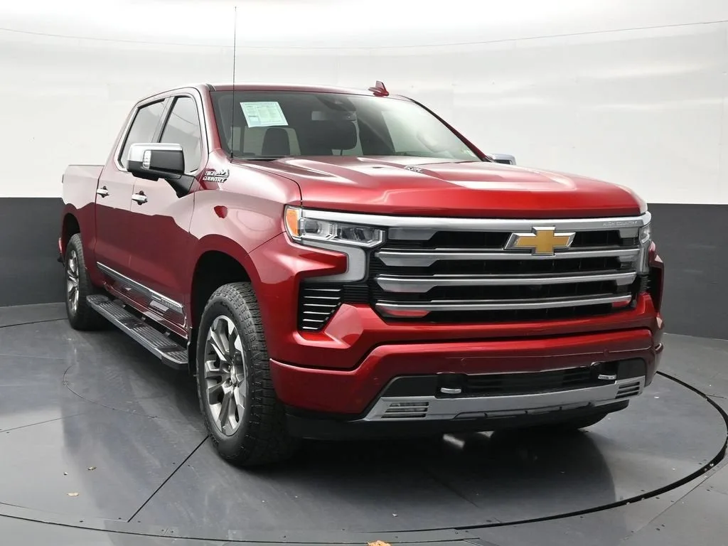 2024 Chevrolet Silverado 1500 High Country photo 7