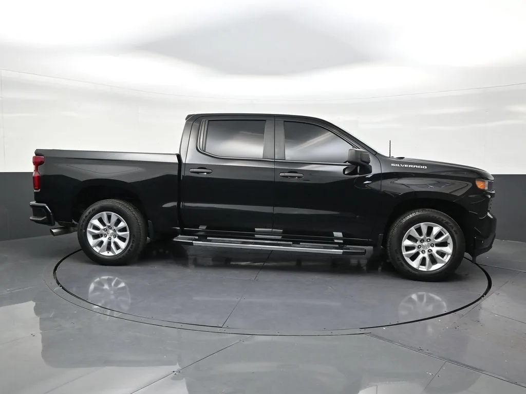 2024 Chevrolet Silverado 1500 Custom photo 6