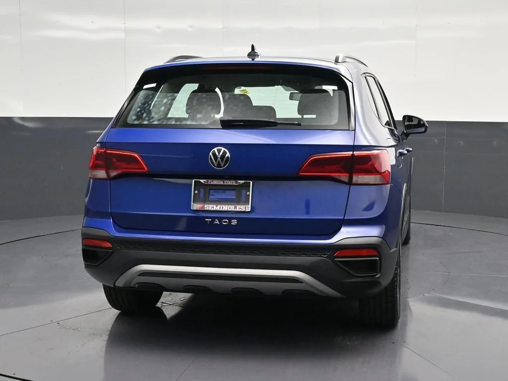 2022 Volkswagen Taos 1.5T S photo 2