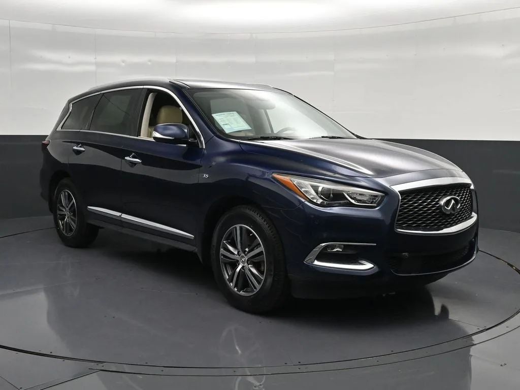 2017 INFINITI QX60 Base photo 5