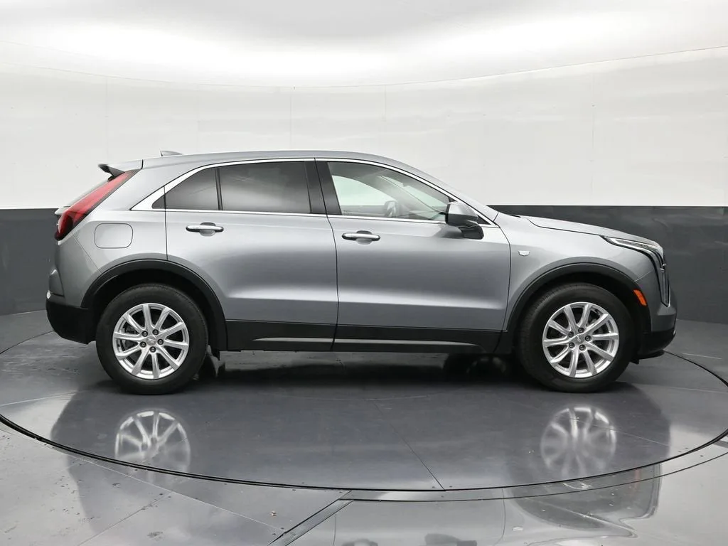 2023 Cadillac XT4 Luxury photo 6