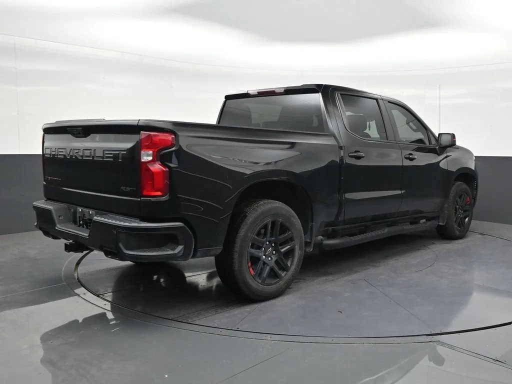 2023 Chevrolet Silverado 1500 RST photo 5