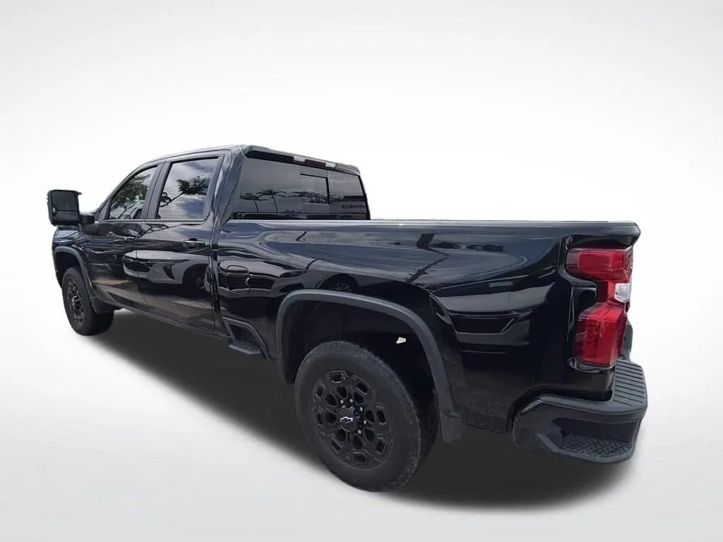 2022 Chevrolet Silverado 2500 HD LT photo 10