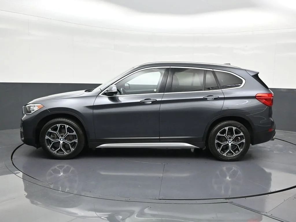 2021 BMW X1 sDrive28i photo 2