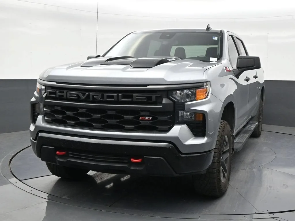 2025 Chevrolet Silverado 1500 Custom Trail Boss photo 8