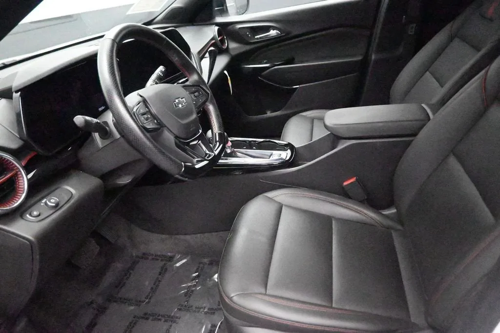 2025 Chevrolet Trax 2RS photo 11