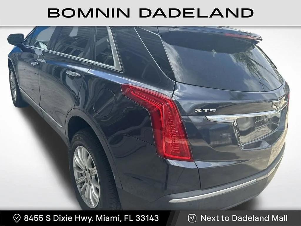 2018 Cadillac XT5 FWD photo 10