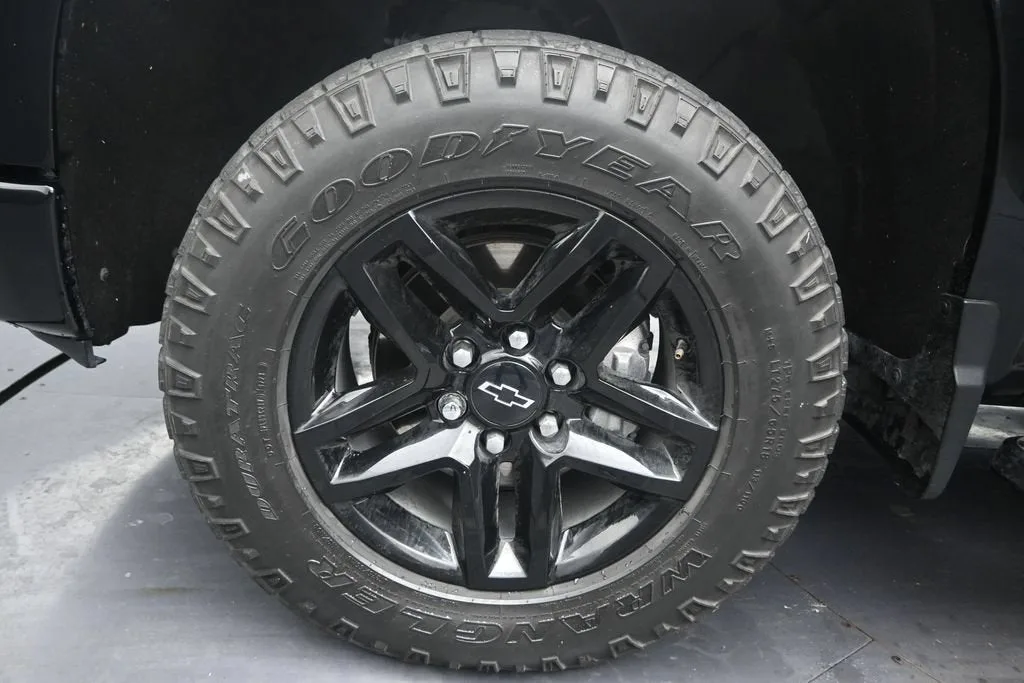 2023 Chevrolet Silverado 1500 LT Trail Boss photo 10
