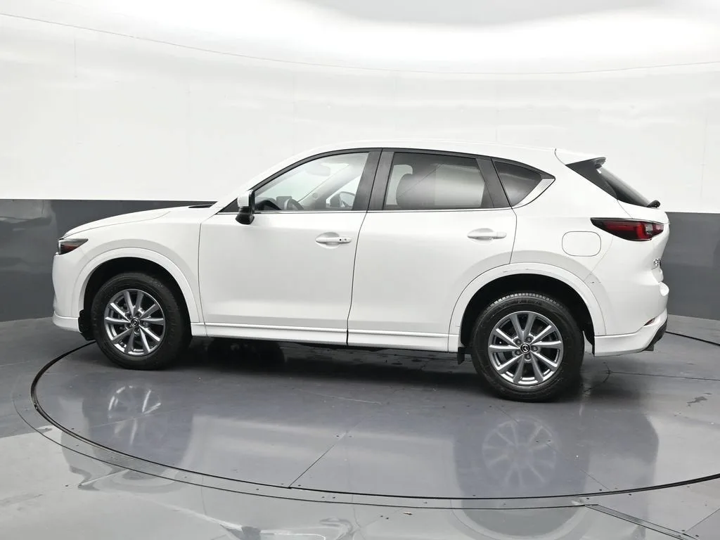 2024 Mazda CX-5 2.5 S Preferred photo 2