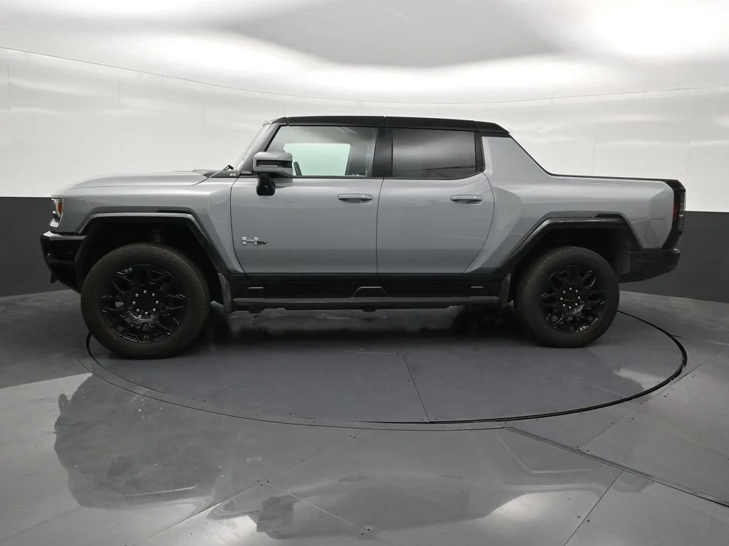 2025 GMC HUMMER EV Pickup 2X photo 2