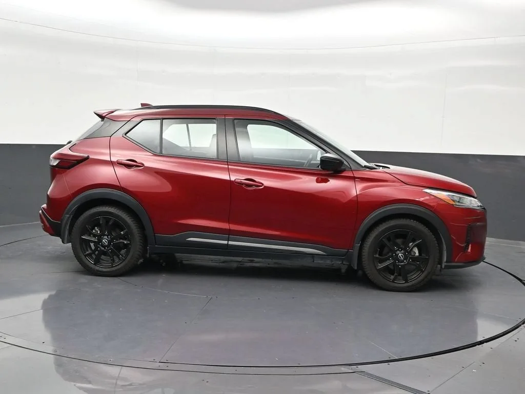 2023 Nissan Kicks SR Xtronic CVT photo 7