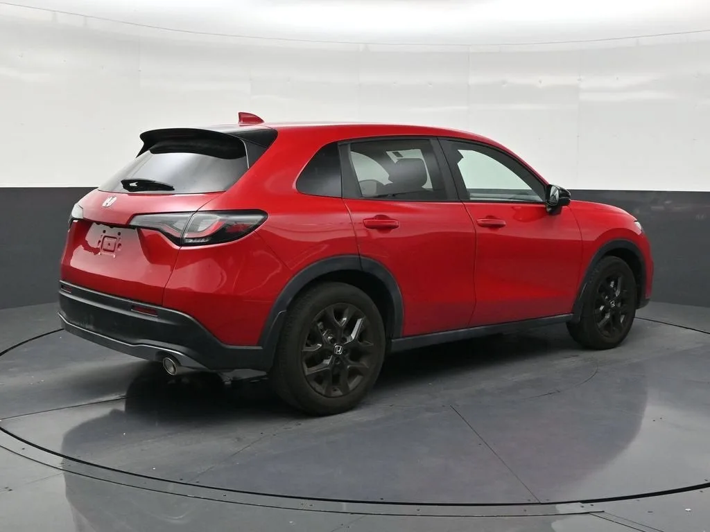 2025 Honda HR-V 2WD Sport photo 5