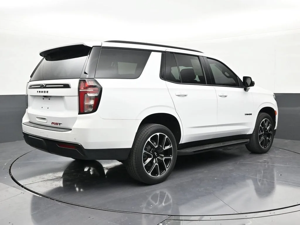 2023 Chevrolet Tahoe RST photo 5