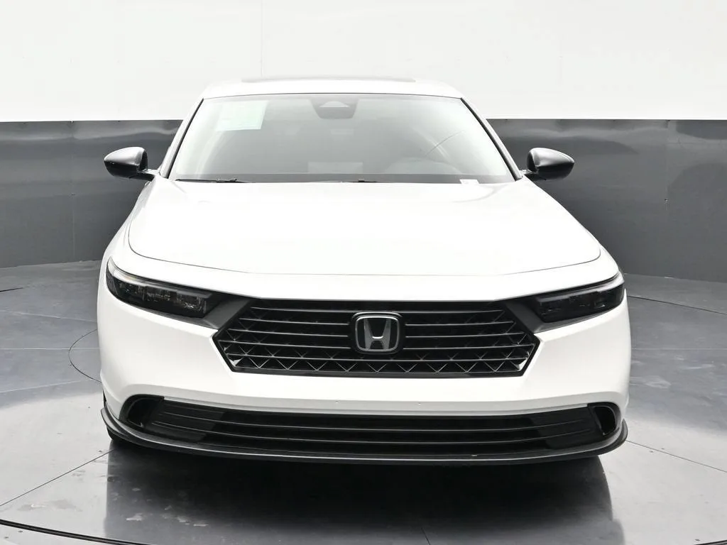 2025 Honda Accord Sedan SE photo 8